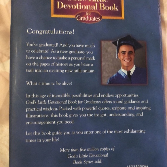 Gods Little Devotional Book for Graduates - Picture 2 of 6